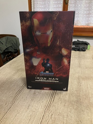 Hot toys iron man mark - iron,